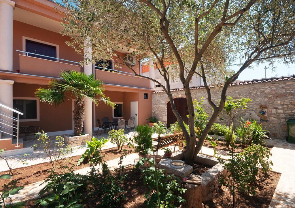 Ravelin Apartments Zadar Oda fotoğraf